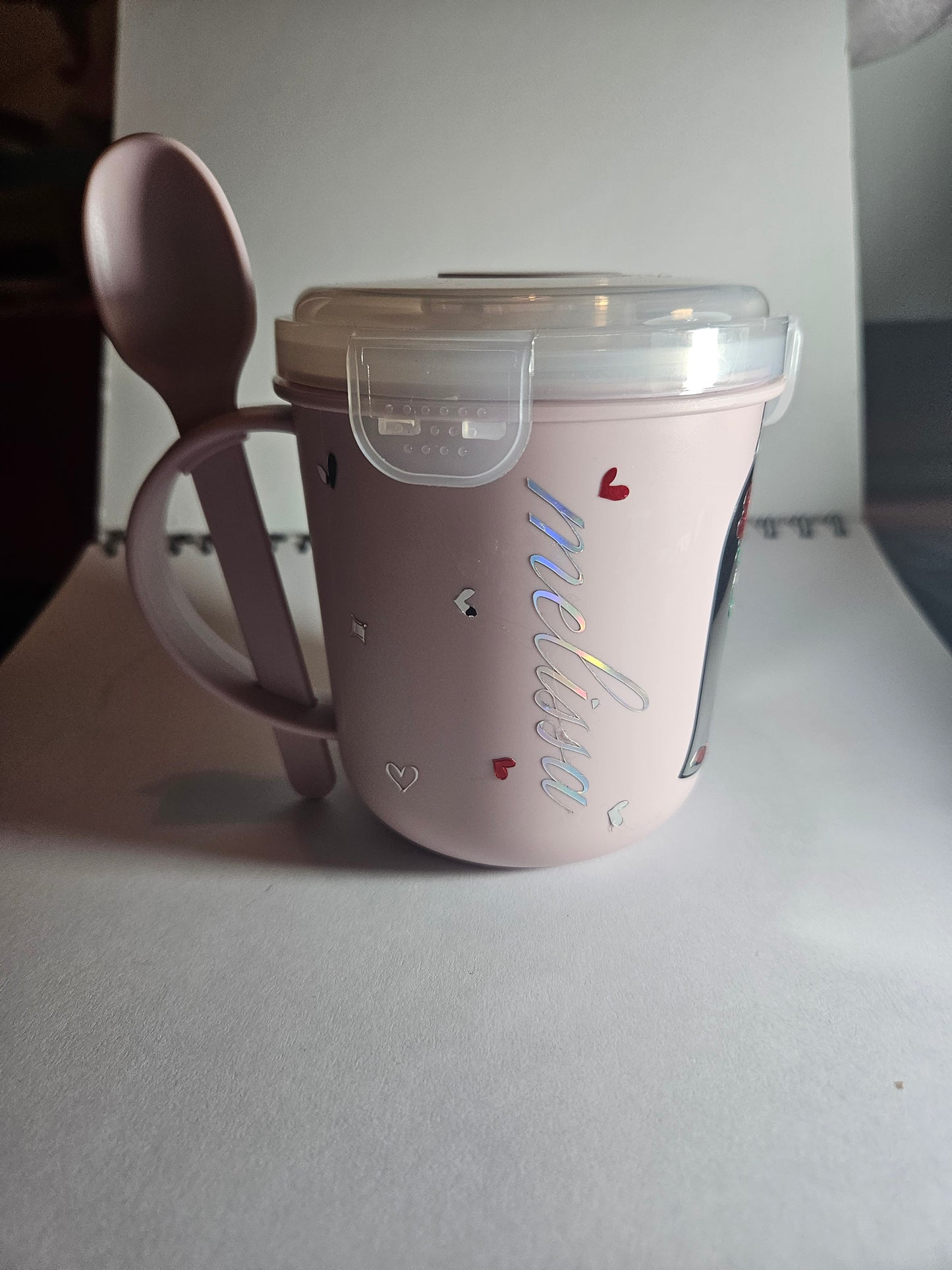Soup/snack pot with spoon